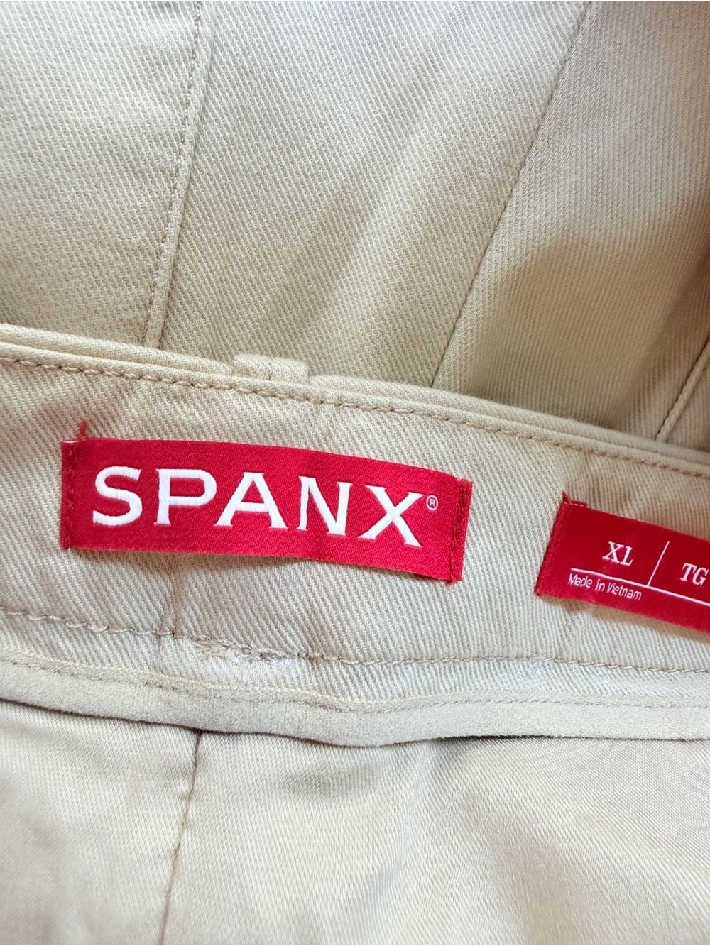 NWT SPANX Supersmooth Stretch Twill High-Rise Tailored Khaki Women's Shorts XL - Picture 7 of 13